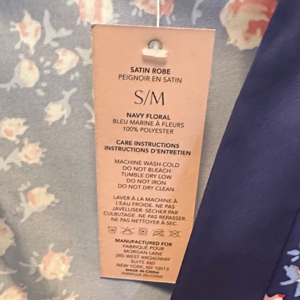 Morgan Lane Midnight Floral Robe - Picture 2 of 3